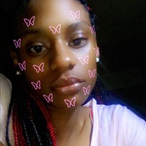 Meet your Posher, Detraveonna